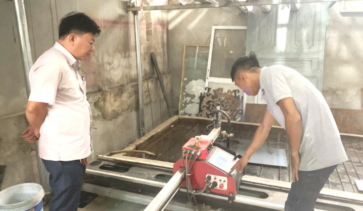 Công Thương Vĩnh Phúc: Nghiệm thu đề án “Hỗ trợ kinh phí đầu tư máy móc, thiết bị tiên tiến trong sản xuất gia công cổng sắt, cửa sắt ”