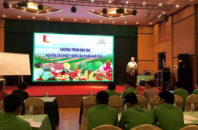 Công ty Tiến Nông & Đại học Bách Khoa Hà Nội: Hợp tác đào tạo nghiên cứu phát triển sản phẩm mới R&D