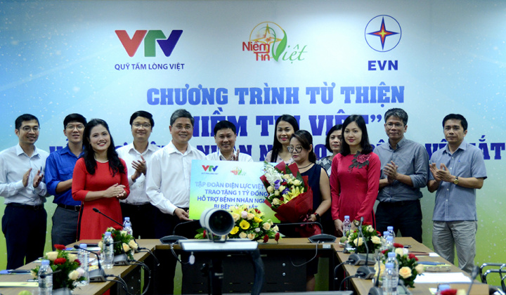 EVN tài trợ tìm lại ánh sáng cho gần 500 bệnh nhân khó khăn có bệnh lý về mắt