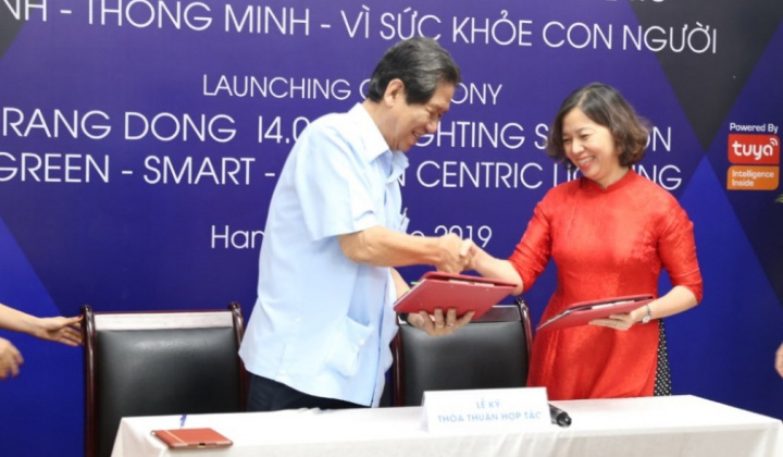 Giải pháp Rạng Đông Smart: Chạm để hạnh phúc