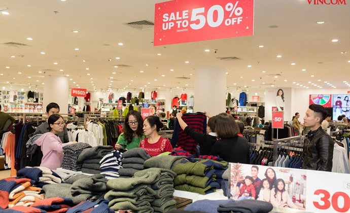 Hơn 800 thương hiệu khuyến mại đặc biệt trong mùa lễ hội Red Sale Carnival 2019