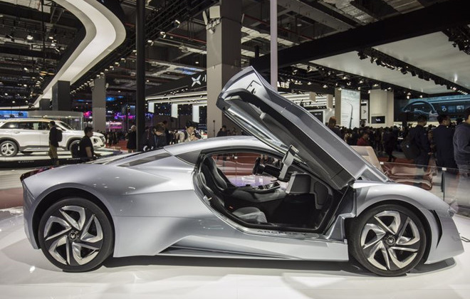 Cơn sốt xe điện Trung Quốc có dấu hiệu như bong bóng dotcom