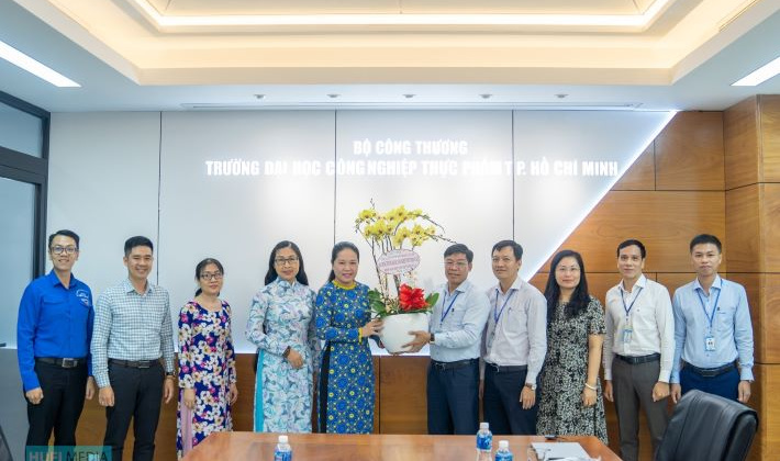 HUFI: Đảng ủy khối Cơ sở Bộ Công Thương tại TP.HCM chúc mừng nhân ngày Nhà giáo Việt Nam