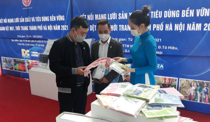 Hà Nội: Kết nối mạng lưới sản xuất và tiêu dùng bền vững ngành dệt may, thời trang năm 2021