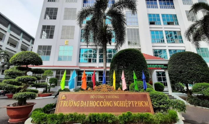 Đại học Công nghiệp TP Hồ Chí Minh lọt Top 15 cơ sở giáo dục đại học hàng đầu Việt Nam
