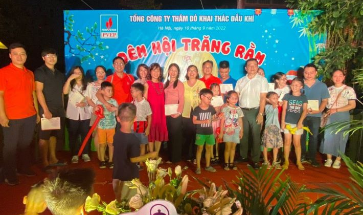 PVEP: Trung thu ấm áp, yêu thương với thiếu nhi con em CBNV