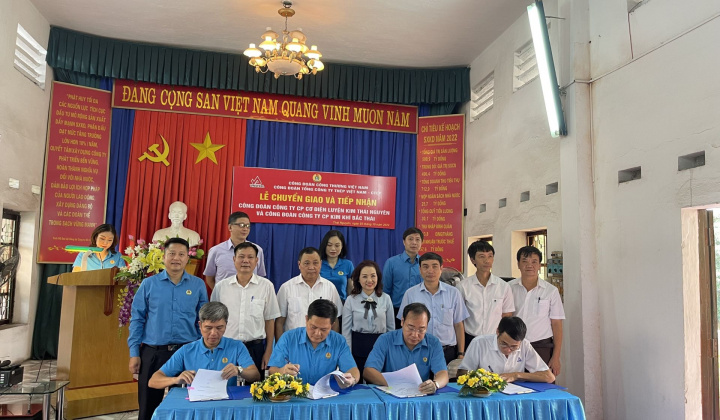 Công đoàn VNSTEEL chuyển giao thành công 4 CĐCS về Công đoàn Công Thương Việt Nam