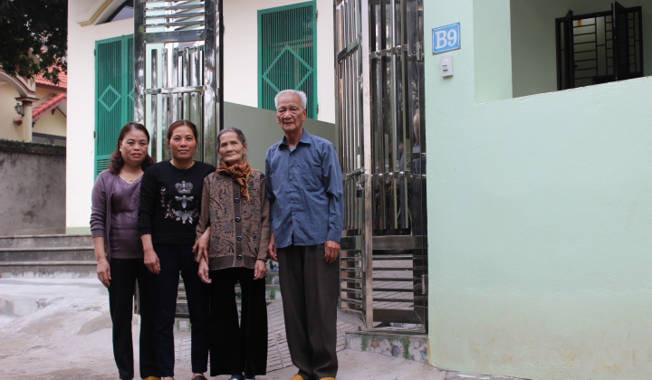 Mái ấm đầu năm