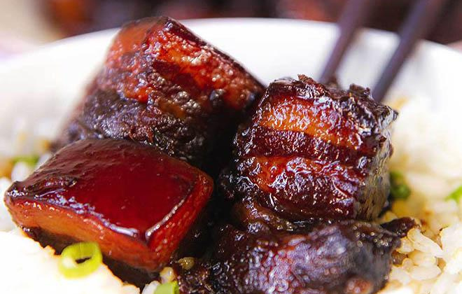 Giữa tâm dịch tả lợn châu Phi, thịt lợn kho tầu vẫn… đưa cơm