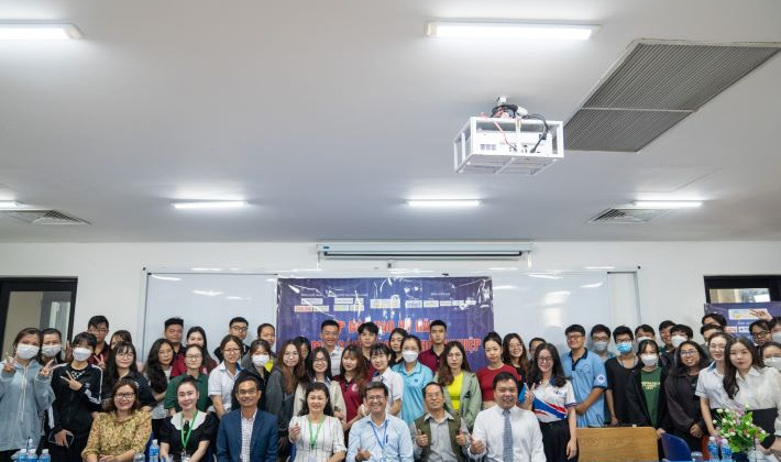 HUFI STARTUP 2023 – Khai giảng khóa đầu tiên lớp đào tạo Kỹ năng Đổi mới sáng tạo và Khởi nghiệp