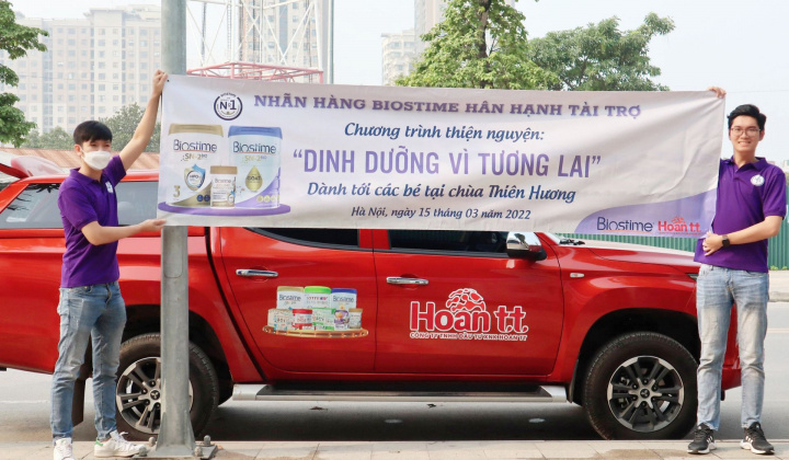 Biostime Việt Nam trao tặng sữa cho trẻ em mồ côi tại tỉnh Hưng Yên