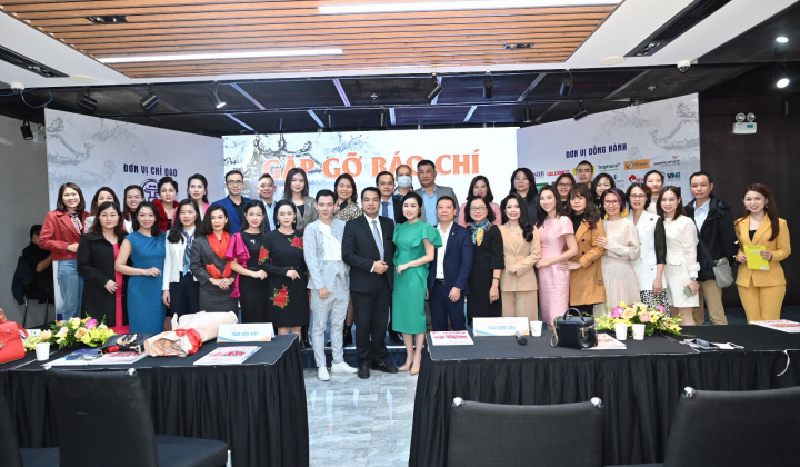 Hà Nội tôn vinh gần 200 doanh nghiệp tiêu biểu vượt qua đại dịch COVID-19