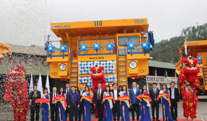 Đưa xe tải BELAZ 75131 tải trọng 130 tấn vào hoạt động tại mỏ than Hà Tu