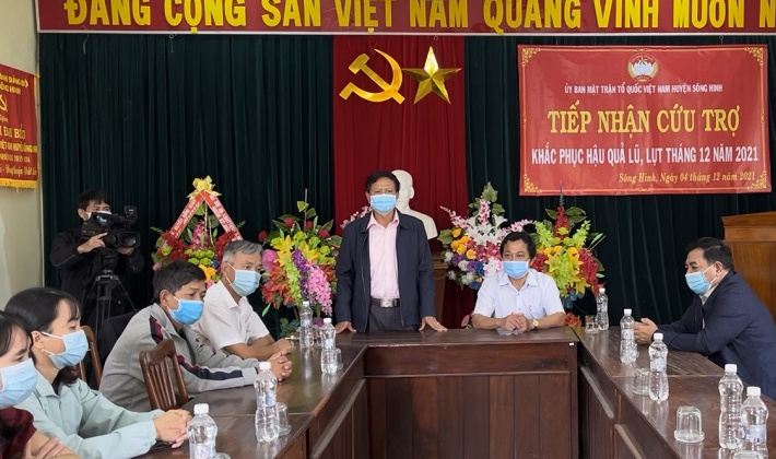 Công ty Cổ phần Thủy điện Sông Ba Hạ hỗ trợ huyện Sơn Hòa, Sông Hinh khắc phục hậu quả mưa lũ