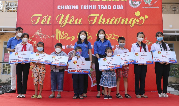 Đoàn cơ sở EVNGENCO2  trao tặng 118 triệu đồng chăm lo cho trẻ em mồ côi do COVID tại Cần Thơ