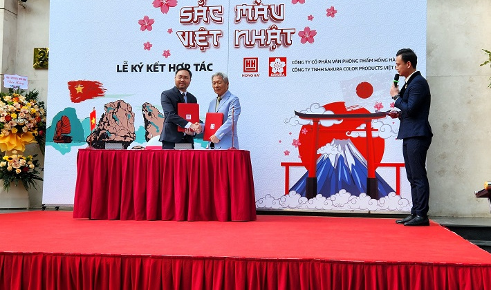 Văn phòng phẩm Hồng Hà hợp tác phân phối độc quyền sản phẩm Sakura Color.
