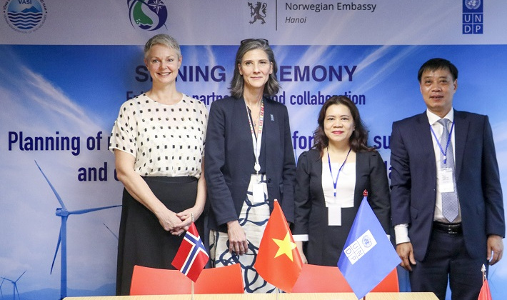 Nguồn lực quốc tế hỗ trợ Việt Nam quy hoạch quốc gia không gian biển