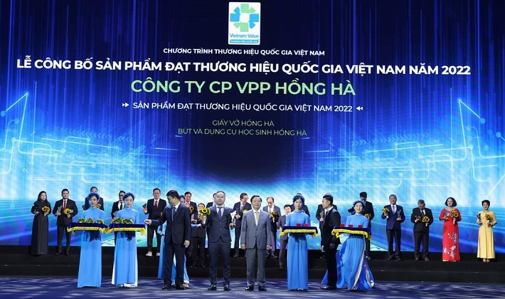 Văn phòng phẩm Hồng Hà tiếp tục nhận được danh hiệu Thương hiệu Quốc gia