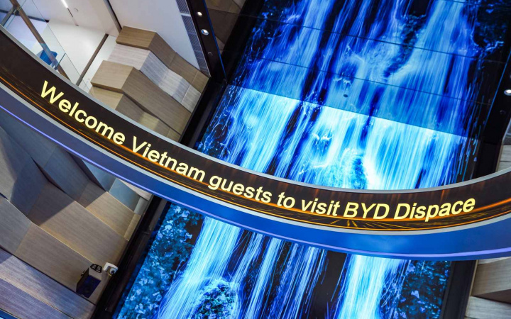 Ghé thăm BYD Di-Space tại Trịnh Châu: Nơi công nghệ gặp gỡ ước mơ