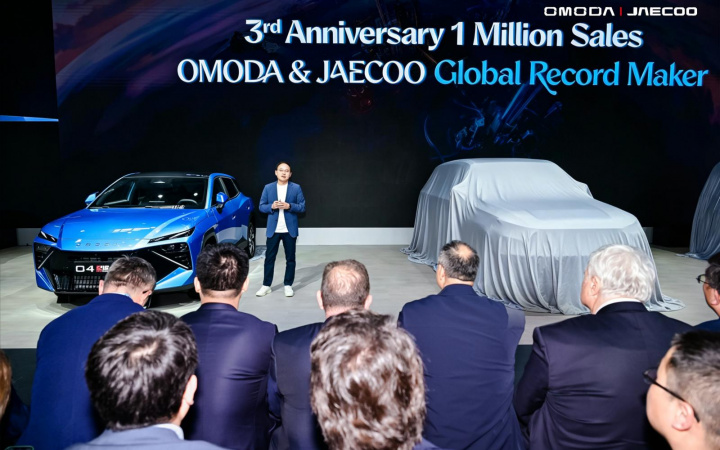 Triển lãm ô tô Bắc Kinh 2026: OMODA & JAECOO ghi dấu ấn tăng trưởng toàn cầu