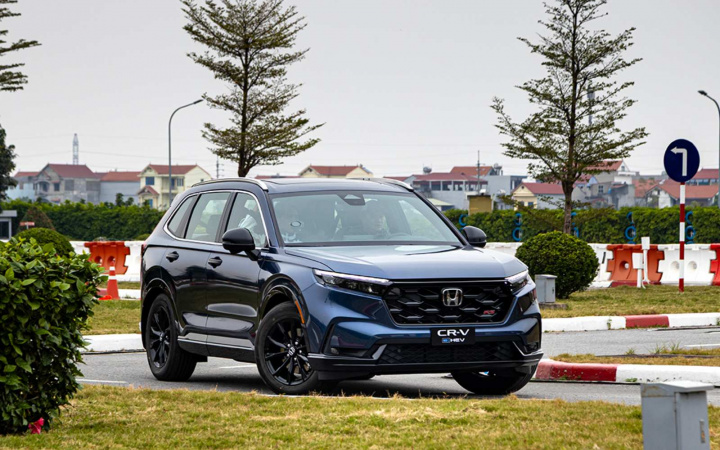 Tháng 4/2026: Xe máy tiếp tục gánh doanh số của Honda, ô tô chững lại