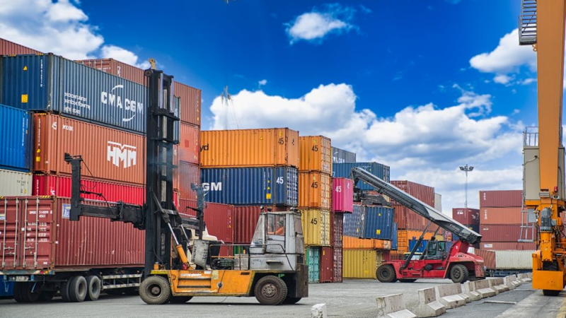 Xuất nhập khẩu đến giữa tháng 4/2026 vượt 297 tỷ USD, cần tiếp tục nâng cao năng lực cạnh tranh cho doanh nghiệp nội