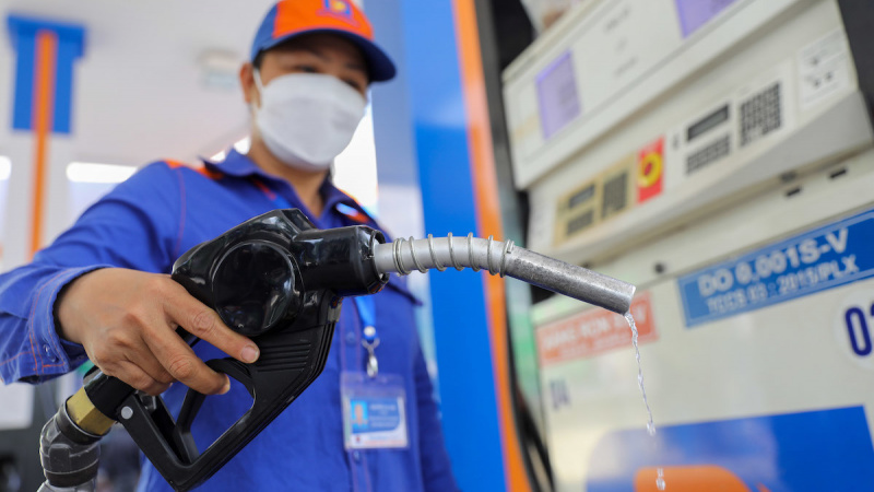 Đơn giản hóa, cắt giảm nhiều thủ tục hành chính, điều kiện kinh doanh trong lĩnh vực xăng dầu
