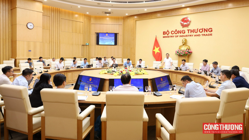 [CHÙM ẢNH] Bộ Công Thương họp về mô hình đầu tư hệ thống BESS cộng đồng