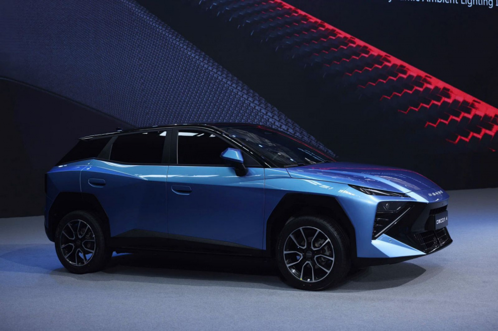 Thiết kế Omoda 4