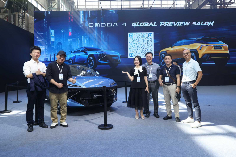 Omoda 4