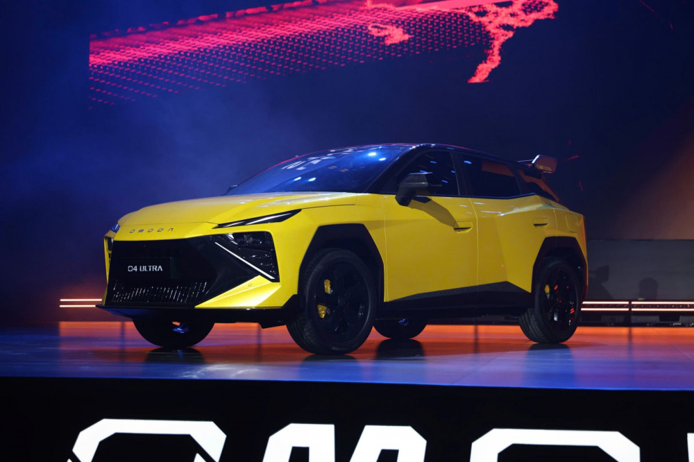 Omoda 4
