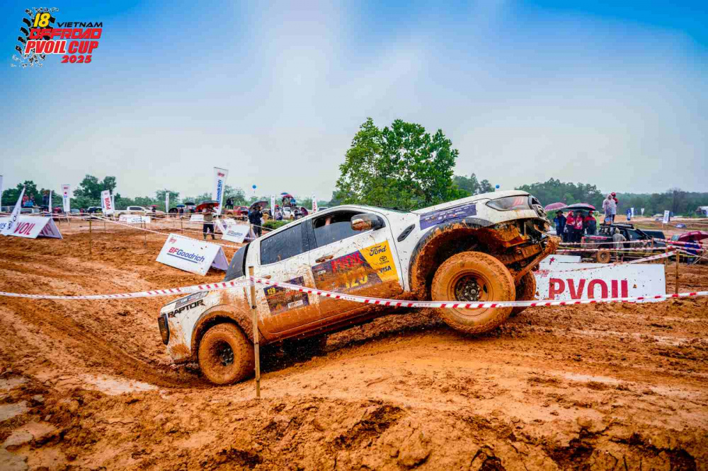 được xem là mùa giải khắc nghiệt nhất trong lịch sử 18 năm