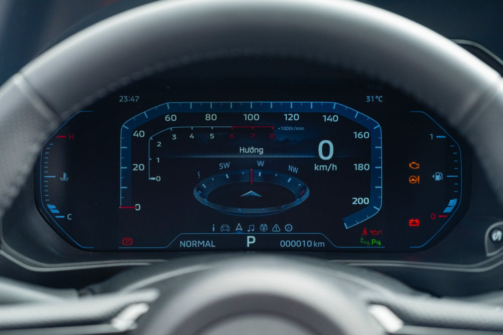 Nội thất Mitsubishi Destinator