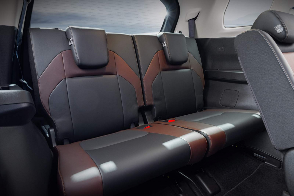 Nội thất Mitsubishi Destinator