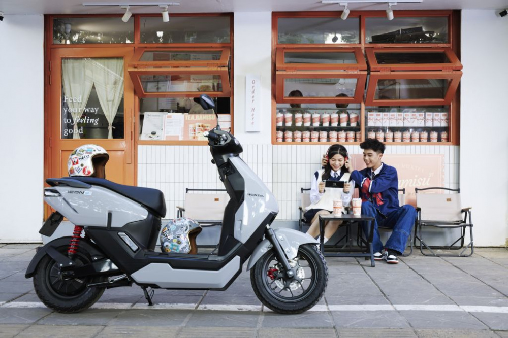 Tủ đổi pin Honda