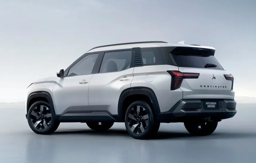 SUV 7 chỗ Mitsubishi Destinator hoàn toàn mới ra mắt, cuối năm về Việt Nam