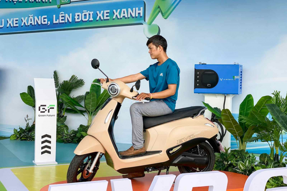 Anh Nguyễn Văn Sửu đánh giá Evo Grand là mẫu xe phù hợp nhất để chạy dịch vụ hiện nay
