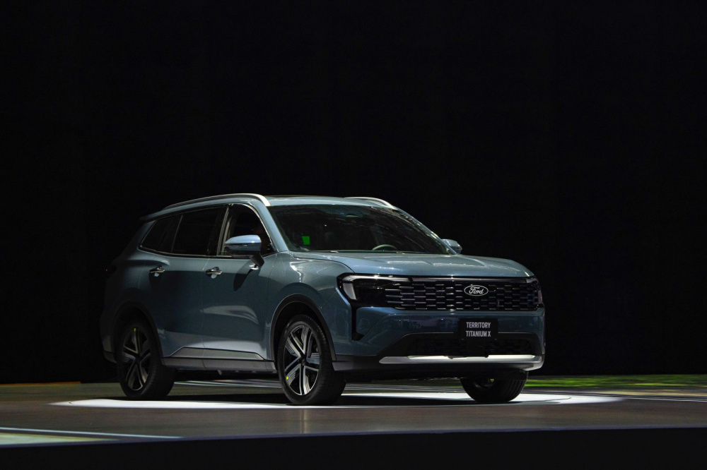 Xe Ford Territory mới