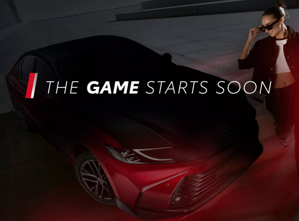 Toyota Camry Sprint Edition bất ngờ ra mắt tại Ấn Độ