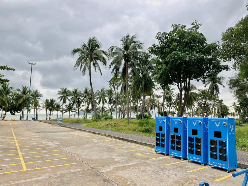 Tủ đổi pin Vinfast