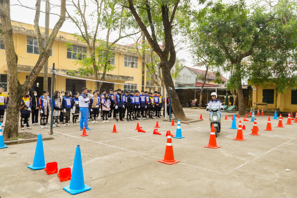 Honda Việt Nam phối hợp Cục CSGT