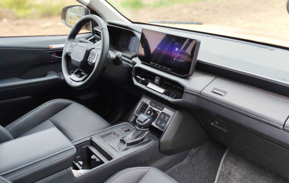 Nội thất Toyota Hilux 2026