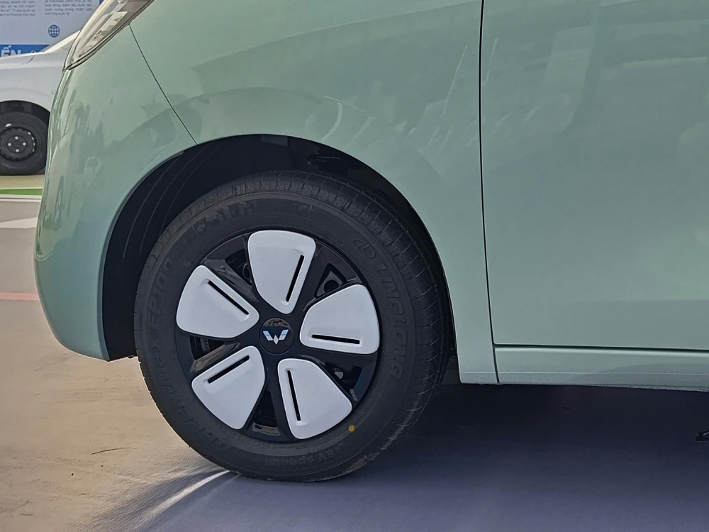 Wuling Mini EV Macaron