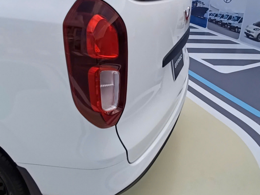 Khám phá MPV điện 7 chỗ Wuling Grango vừa ra mắt Việt Nam