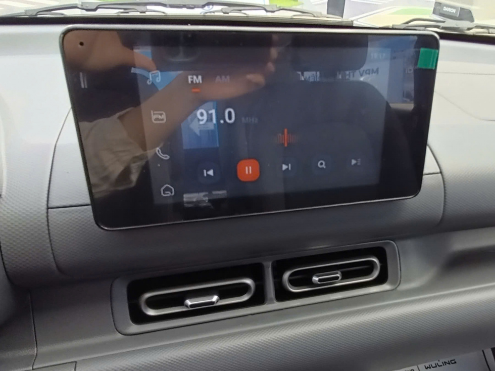 Khám phá MPV điện 7 chỗ Wuling Grango vừa ra mắt Việt Nam