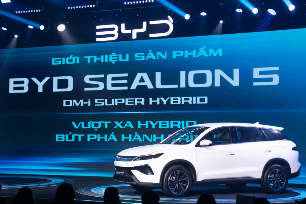 BYD Sealion 5