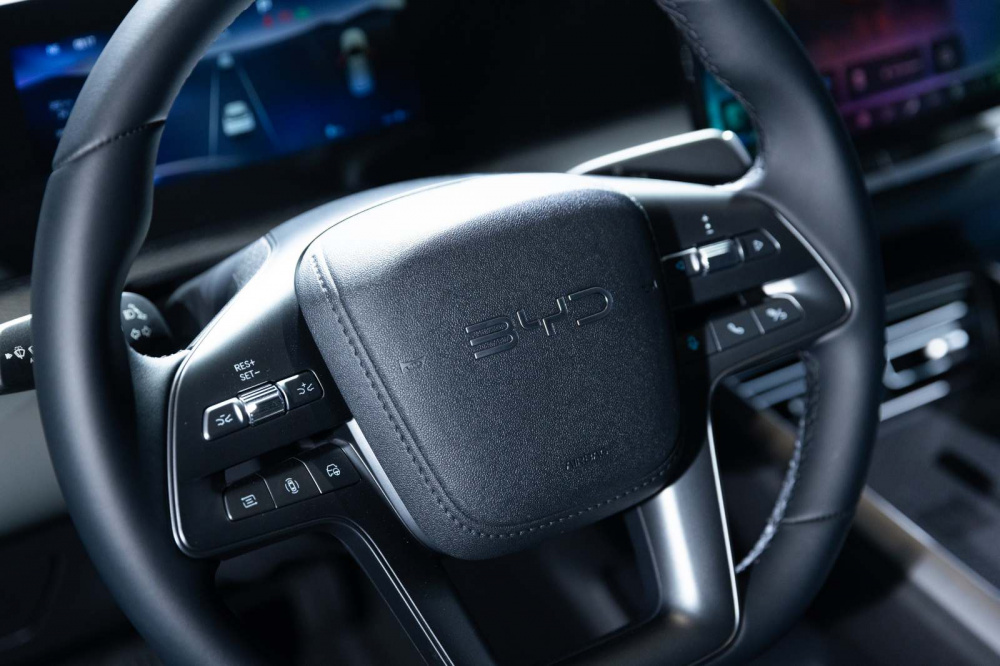 BYD Sealion 5