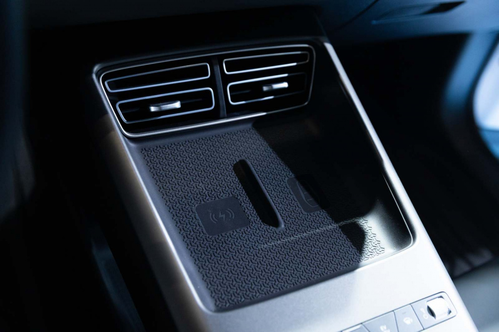 BYD Sealion 5