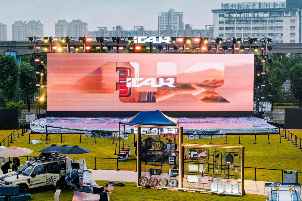 V23 chuẩn bị về Việt Nam