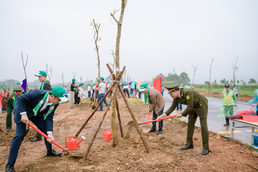 Honda Việt Nam tổ chức Ngày hội trồng cây tại Phú Thọ